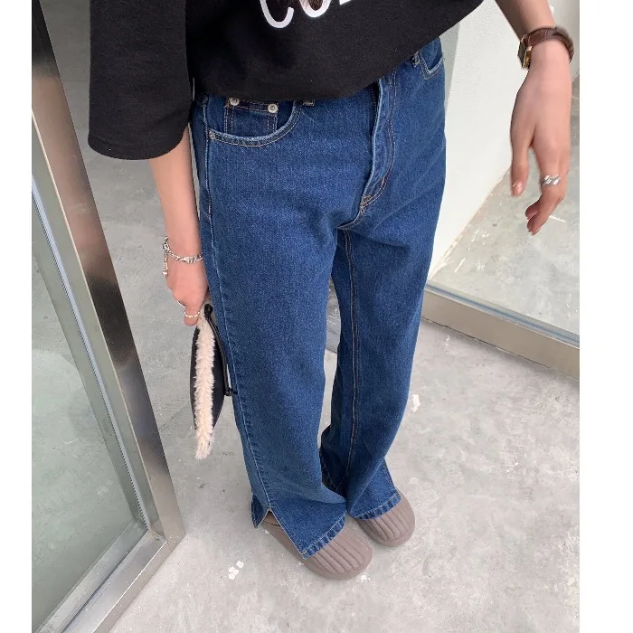 Korean Ins Niche Trousers Split Jeans Women's Black High Waist Slimming and Straight Mop Pants Summer Fashionable Trousers
Korean Ins Niche Trousers Split Jeans Women's Black High Waist Slimming and Straight Mop Pants Summer Fashionable Trousers