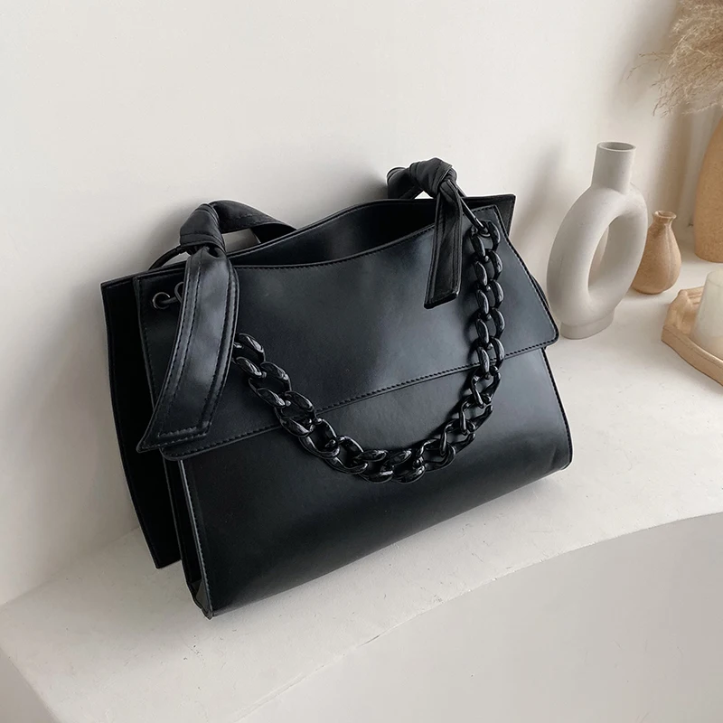 Large Capacity Handbags For Women 2020 Winter New In Vintage Chain Cross Body Shoulder Bags Lady Totes Designer Casual Satchels
Large Capacity Handbags For Women 2020 Winter New In Vintage Chain Cross Body Shoulder Bags Lady Totes Designer Casual Satchels