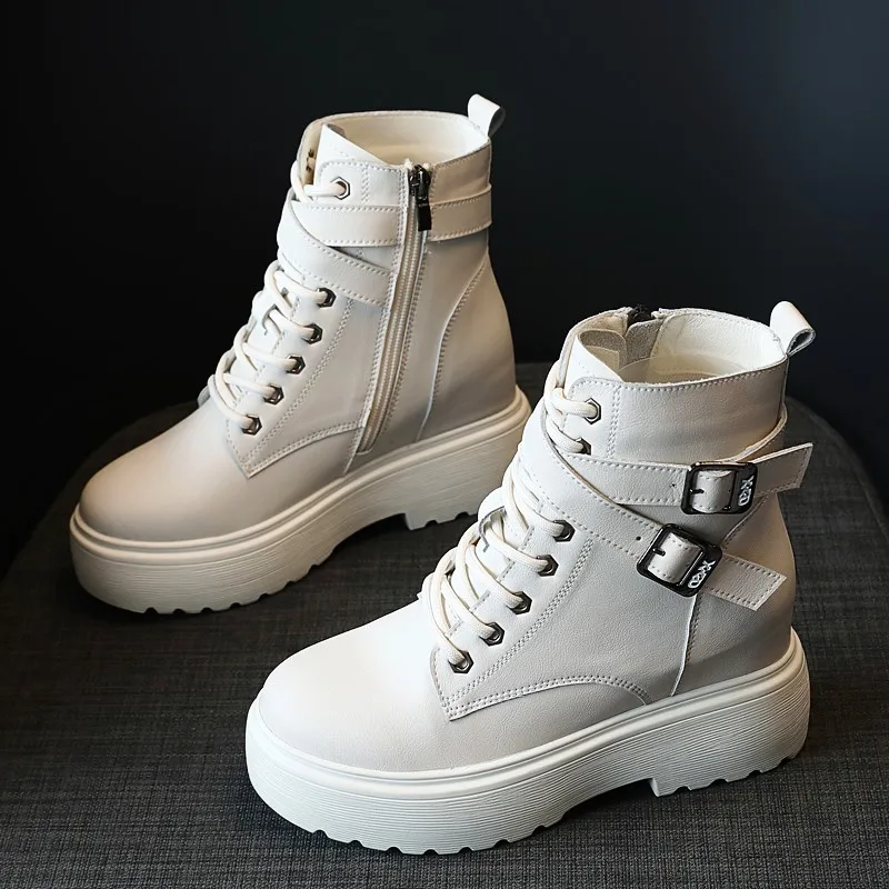 Round Toe Platform Chunky High Heels Leather Black Punk Casual Ankle Boots Women Riding Martin Boots Lace-up Woman Shoes A0002
Round Toe Platform Chunky High Heels Leather Black Punk Casual Ankle Boots Women Riding Martin Boots Lace-up Woman Shoes A0002