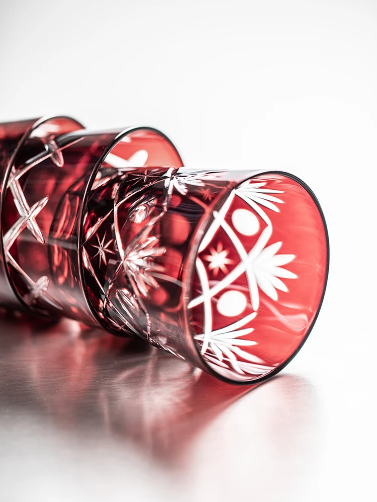 300 ml creative cup female glass water cup home milk cup simple European style wine glass whiskey cup
300 ml creative cup female glass water cup home milk cup simple European style wine glass whiskey cup