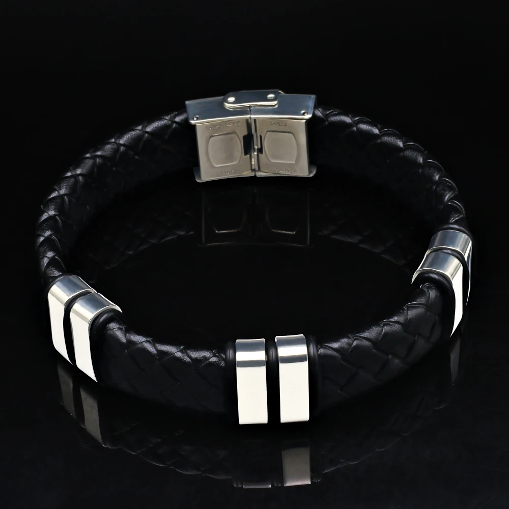 2021 Fashion Jewelry Vintage Hand Woven Wide Pu Leather Bracelet Charm Simple Stainless Steel Bracelet for Men's Accessories
2021 Fashion Jewelry Vintage Hand Woven Wide Pu Leather Bracelet Charm Simple Stainless Steel Bracelet for Men's Accessories