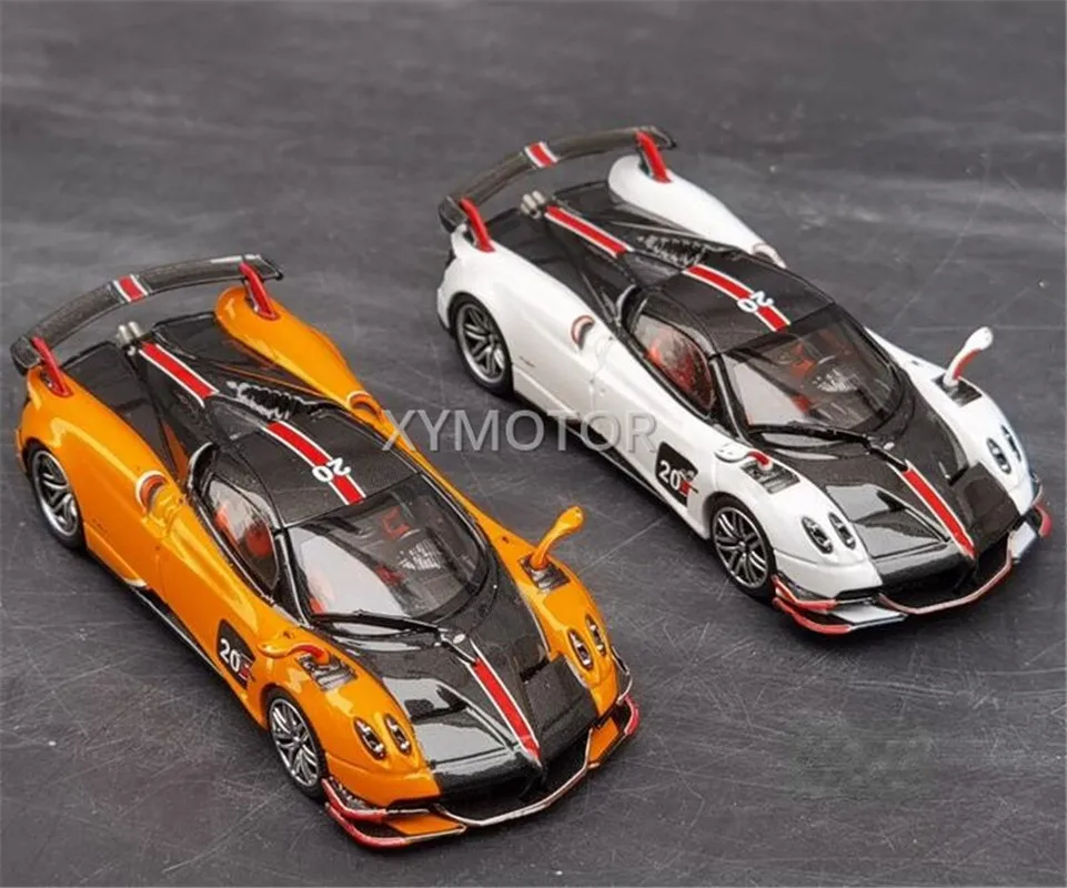 1/64 ЖК-дисплей для Pagani Huayra Roadster BC Supercar Металлическая магнитная Автомобильная Коллекция подарков демонстрационные украшения
1/64 ЖК-дисплей для Pagani Huayra Roadster BC Supercar Металлическая магнитная Автомобильная Коллекция подарков демонстрационные украшения