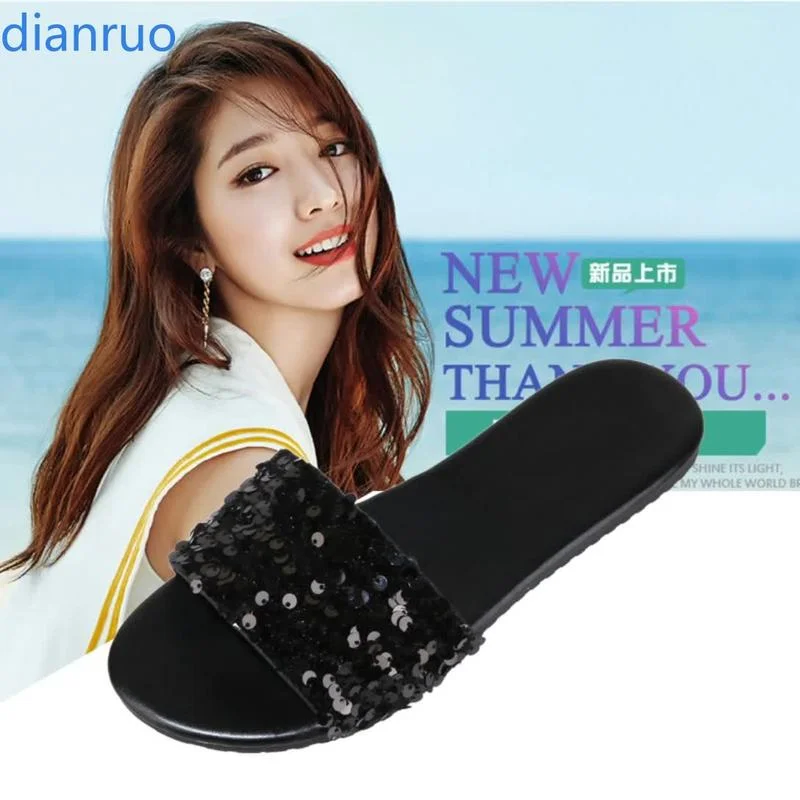 Women's shoes, fashion, new, all-match sequin sandals, outdoor, indoor, flat bottom, ladies sandals and slippers, outer wear
Women's shoes, fashion, new, all-match sequin sandals, outdoor, indoor, flat bottom, ladies sandals and slippers, outer wear