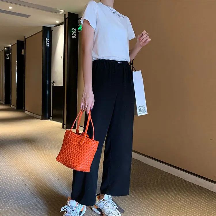 Bag women's bag new 2020 Korean minority dish basket bag woven portable bucket son mother bag three piece set 
Bag women's bag new 2020 Korean minority dish basket bag woven portable bucket son mother bag three piece set