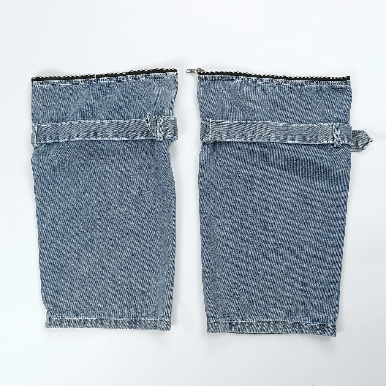 Hip Hop Baggy Pants Men Streetwear Removable Patchwork Zipper Harajuku Harem Jeans Denim Pants Joggers Men Trousers
Hip Hop Baggy Pants Men Streetwear Removable Patchwork Zipper Harajuku Harem Jeans Denim Pants Joggers Men Trousers