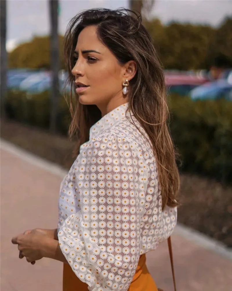 New Spring Women Daisy Flower Shirt Long Sleeve Loose Street Wear Causal Lady's Blouse Shirt Women's Tops
New Spring Women Daisy Flower Shirt Long Sleeve Loose Street Wear Causal Lady's Blouse Shirt Women's Tops