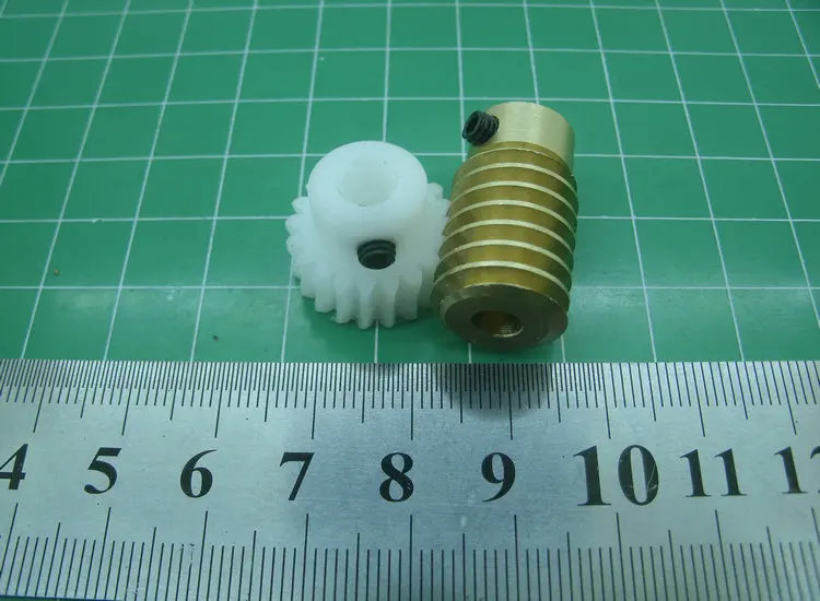 Small Worm Gear 0.8M DC Deceleration Motor Remote Control Toy, Steering Gear Turbine Assembly Self-locking 1:20
Small Worm Gear 0.8M DC Deceleration Motor Remote Control Toy, Steering Gear Turbine Assembly Self-locking 1:20