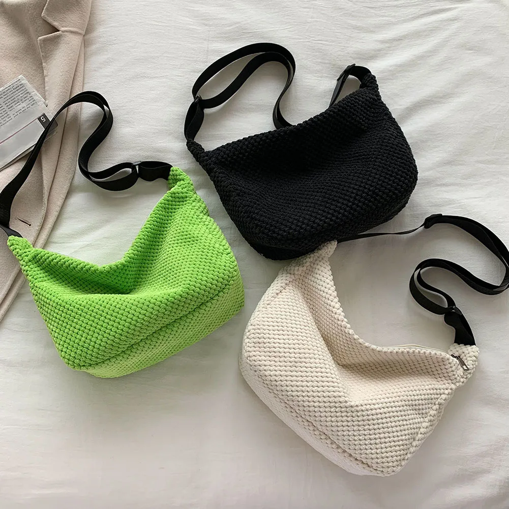Fashion Exquisite Plush Pure Color Crossbody Bag Casual Large Capacity Shoulder Bags Women Autumn Winter Messenger Handbag
Fashion Exquisite Plush Pure Color Crossbody Bag Casual Large Capacity Shoulder Bags Women Autumn Winter Messenger Handbag