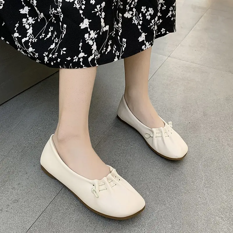 Spring and autumn new shallow mouth soft sole grandma shoes fashion fold flat casual fairy peas shoes flat shoes
Spring and autumn new shallow mouth soft sole grandma shoes fashion fold flat casual fairy peas shoes flat shoes