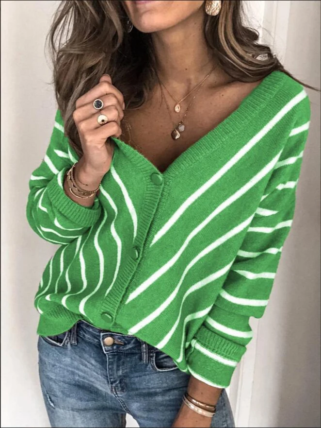 V-neck women's sweater 2020 autumn new knitted striped women's top loose casual solid color long-sleeved single-breasted sweater
V-neck women's sweater 2020 autumn new knitted striped women's top loose casual solid color long-sleeved single-breasted sweater