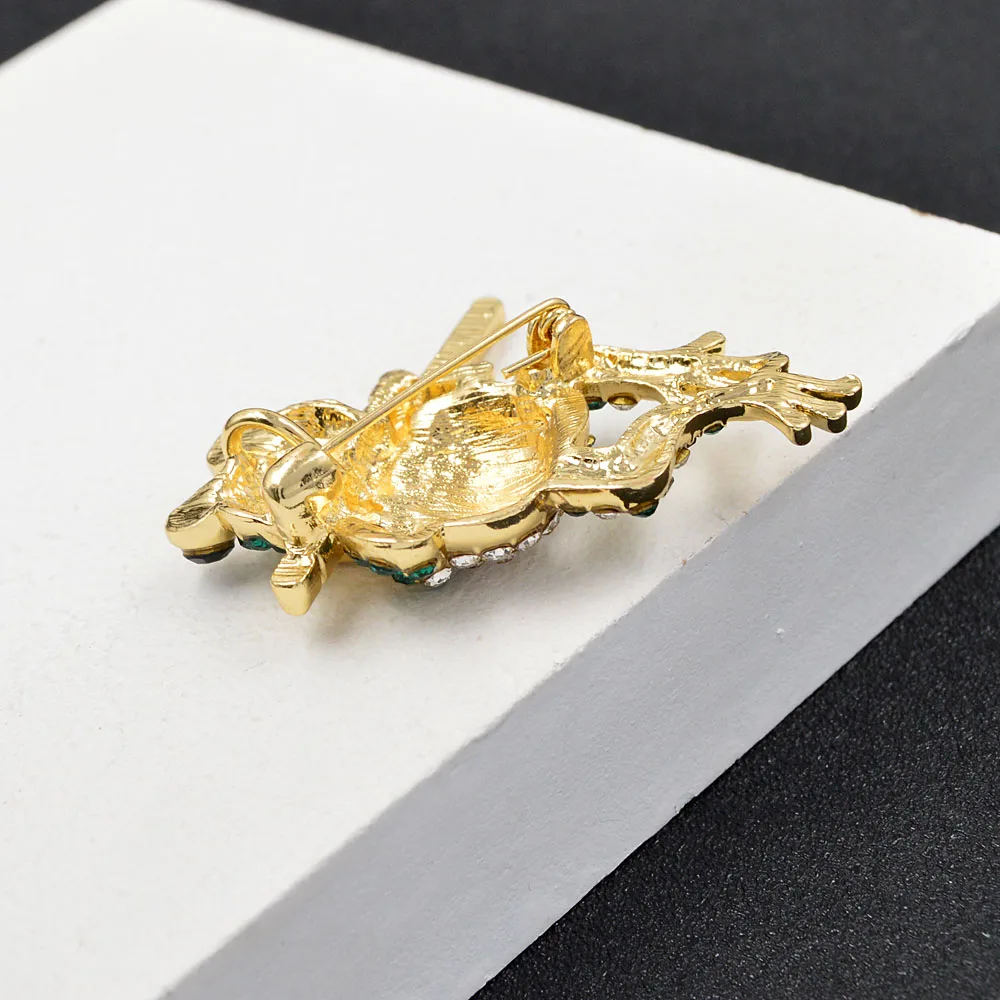 CINDY XIANG New Cute Flute Frog Brooches for Women Girls Gold Metal Animal Rhinestone Men Brooch Pins Vintage Jewelry Bijouterie
CINDY XIANG New Cute Flute Frog Brooches for Women Girls Gold Metal Animal Rhinestone Men Brooch Pins Vintage Jewelry Bijouterie