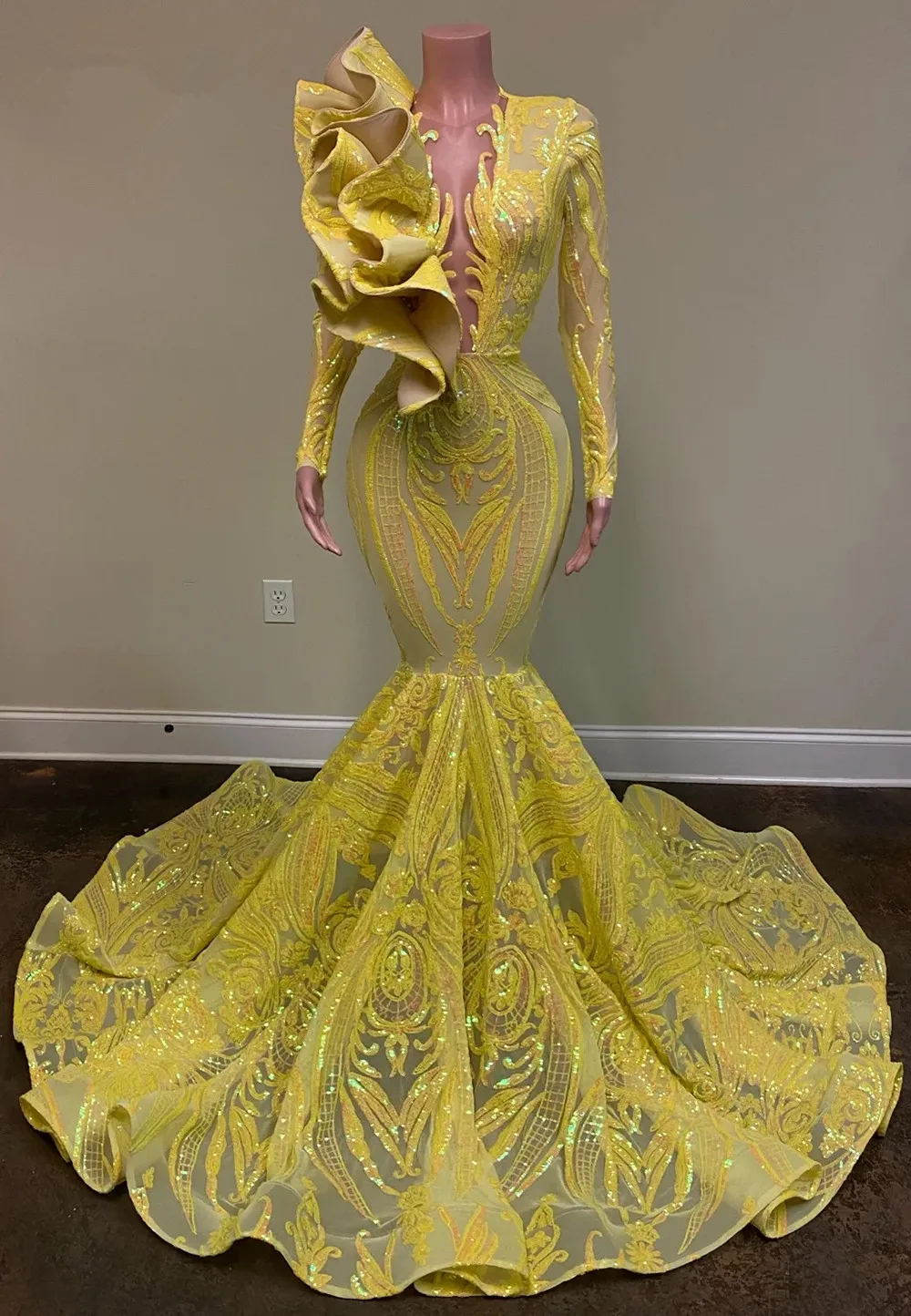 Yellow Robe De Soiree Mermaid Long Sleeves Appliques Sequins Long Prom Dresses Prom Gown Evening Dresses
Yellow Robe De Soiree Mermaid Long Sleeves Appliques Sequins Long Prom Dresses Prom Gown Evening Dresses