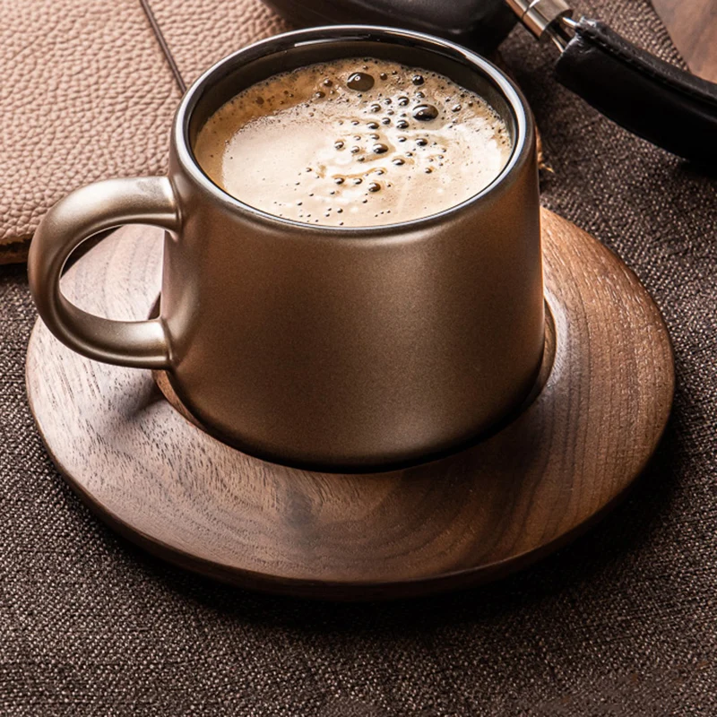 Creative Luxury Aesthetic Coffee Cup and Saucer Set Bone China Breakfast Office Nordic Coffee Mug for Men Tazzine Caffe Ceramic
Creative Luxury Aesthetic Coffee Cup and Saucer Set Bone China Breakfast Office Nordic Coffee Mug for Men Tazzine Caffe Ceramic