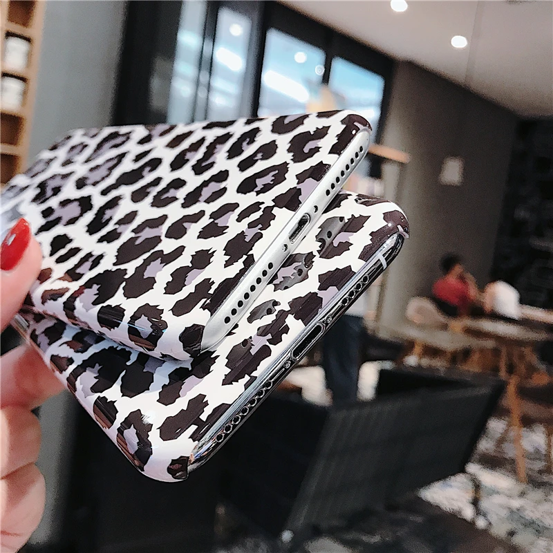 Snakeskin Grain Leopard Print Phone Case for iPhone 7 8 Plus 6 6s Hard PC Cover for iPhone X Xs 11 12 mini Pro Max XR SE Coque
Snakeskin Grain Leopard Print Phone Case for iPhone 7 8 Plus 6 6s Hard PC Cover for iPhone X Xs 11 12 mini Pro Max XR SE Coque