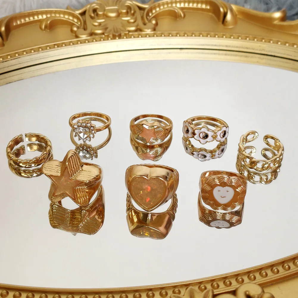 Vintage Korean Flower Yin Yang Enamel Ring For Women Shiny Star Moon Irregular Chunky Metal Rings 2021 Fashion New Jewelry Gift
Vintage Korean Flower Yin Yang Enamel Ring For Women Shiny Star Moon Irregular Chunky Metal Rings 2021 Fashion New Jewelry Gift