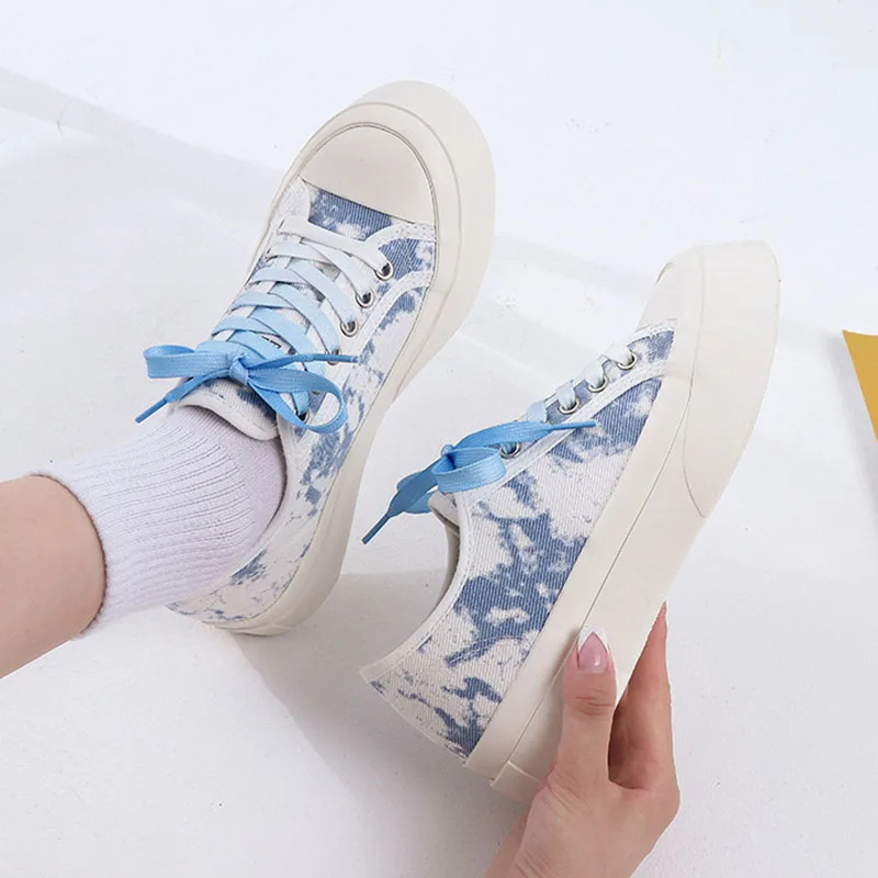 New Canvas Shoes Women 2022 Spring Autumn Tie Dye Vulcanized Breathable Casual Sneakers Thick Bottom Heighten Girl Student FlatY
New Canvas Shoes Women 2022 Spring Autumn Tie Dye Vulcanized Breathable Casual Sneakers Thick Bottom Heighten Girl Student FlatY