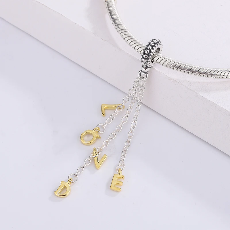 925 Sterling Silver Golden Letters Circle Link L o v e Penadnt Charm Bracelet Fashion Jewelry DIY Making For Original Pandora
925 Sterling Silver Golden Letters Circle Link L o v e Penadnt Charm Bracelet Fashion Jewelry DIY Making For Original Pandora
