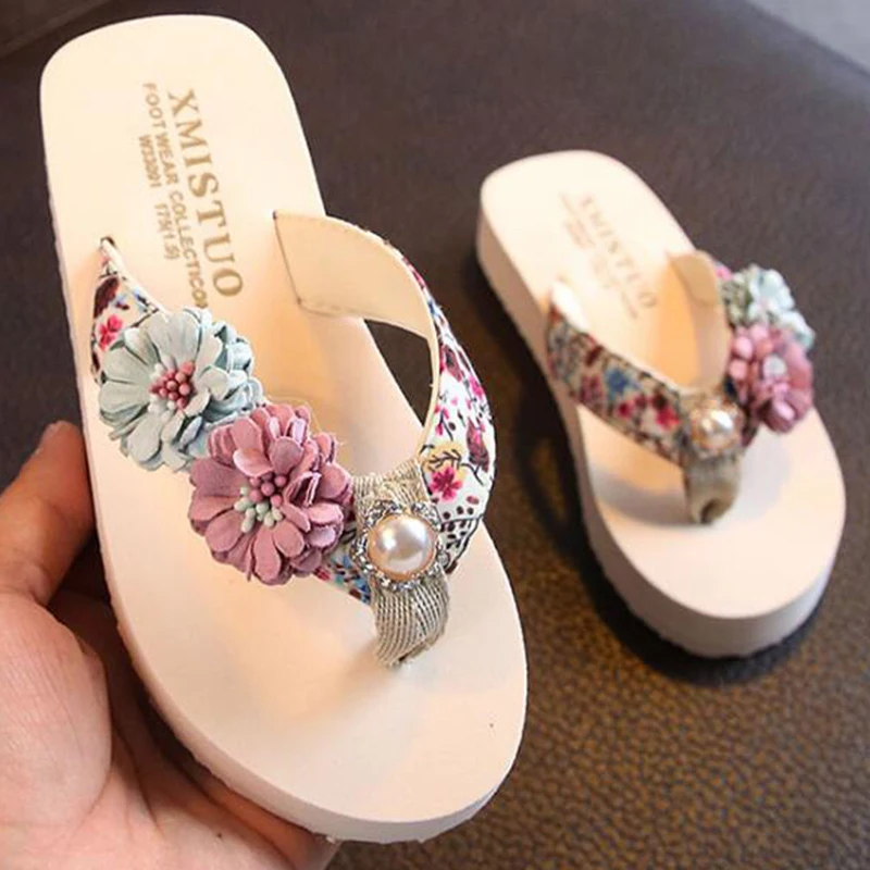 Girls Slippers Kids Beach Flip Flops Fashion Casual Sandals Flower Women Home Shoes Summer Children Slippers Comfortable s491
Girls Slippers Kids Beach Flip Flops Fashion Casual Sandals Flower Women Home Shoes Summer Children Slippers Comfortable s491