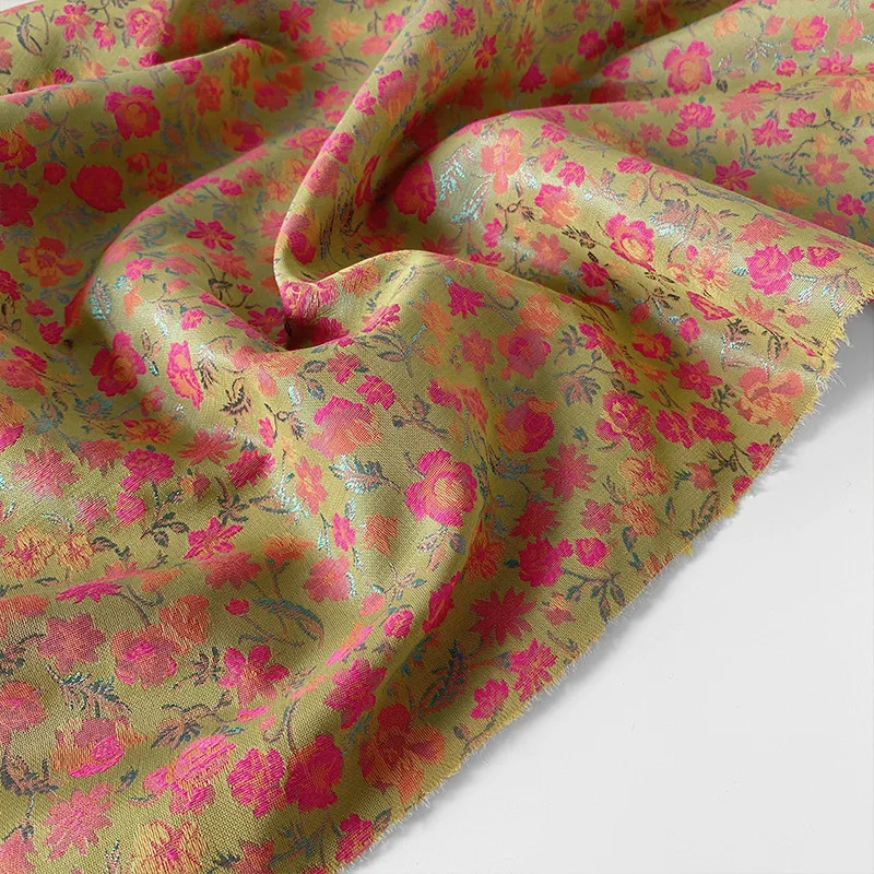 

Двусторонний жаккардовый Тонкий двухцветный цветочный порошок розы 146 см Осенняя Очаровательная зеленая модная ткань
