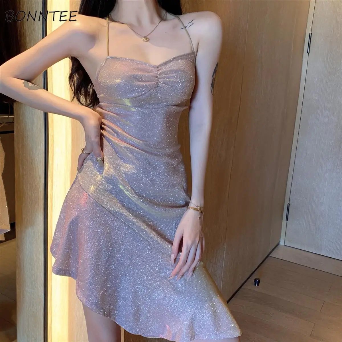 

Sleeveless Dress Women Sparkling Low-cut Sexy Backless Womens Party Dresses Night Club Slim Bodycon Ins New Mermaid Ulzzang Chic