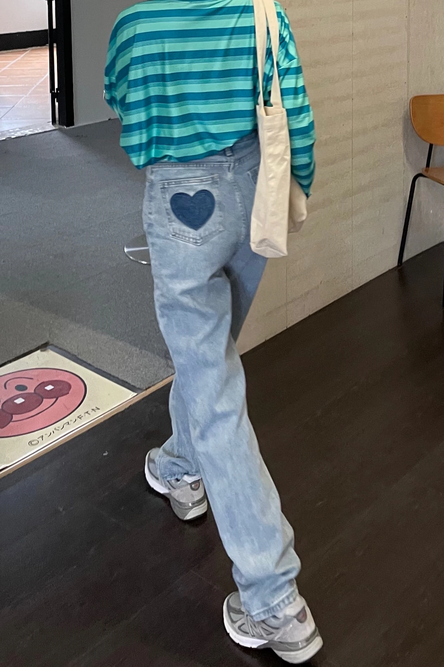 Pocket Love High Waist Straight Jeans Women's 2021 Spring New Light Color Loose Show Thin Show Leg Long Mop Pants
Pocket Love High Waist Straight Jeans Women's 2021 Spring New Light Color Loose Show Thin Show Leg Long Mop Pants