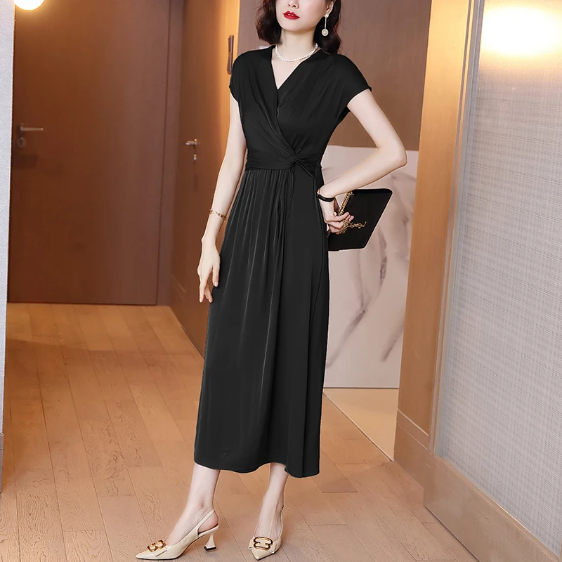 Summer Short Sleeve Satin Women's Long Dress V-neck Vintage Office Fashion Dresses Ladies Plus Size Loose Clothes
Summer Short Sleeve Satin Women's Long Dress V-neck Vintage Office Fashion Dresses Ladies Plus Size Loose Clothes