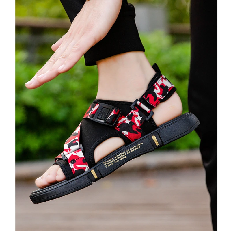 2021 new summer men's shoes camouflage sandals men's casual fashion outdoor sports men's beach shoes
2021 new summer men's shoes camouflage sandals men's casual fashion outdoor sports men's beach shoes