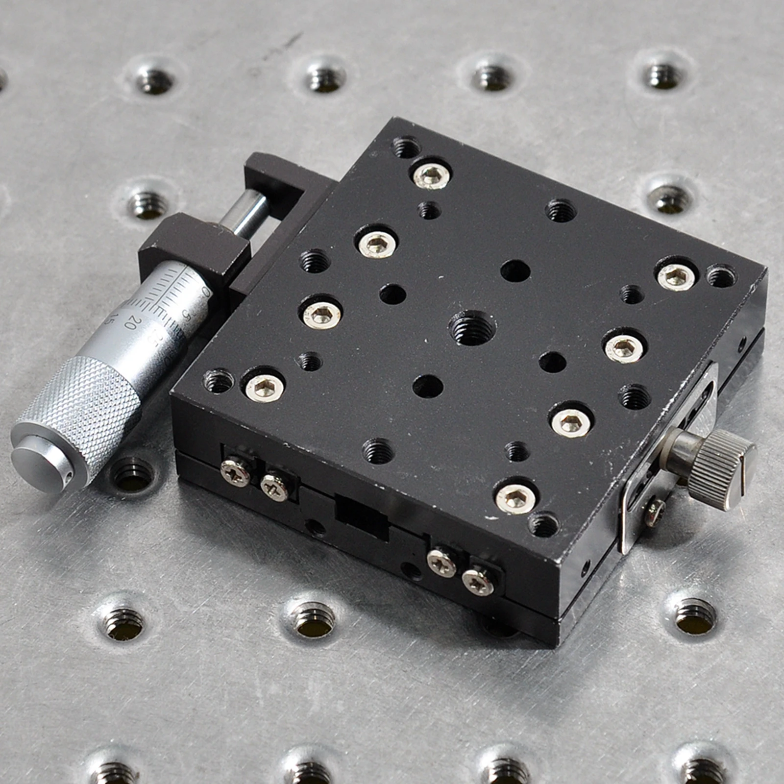 X-axis Aluminum Alloy Displacement Platform Manual High-precision Fine-tuning Movable Sliding Table 60*60mm
X-axis Aluminum Alloy Displacement Platform Manual High-precision Fine-tuning Movable Sliding Table 60*60mm