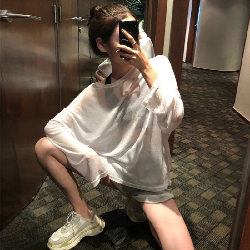 Xuan Ya Loose and See-through Ultra-Long-Sleeve Mid-length All-Match White Sun Protection Clothing T-shirt Ins Cool GIRL'S 
Xuan Ya Loose and See-through Ultra-Long-Sleeve Mid-length All-Match White Sun Protection Clothing T-shirt Ins Cool GIRL'S