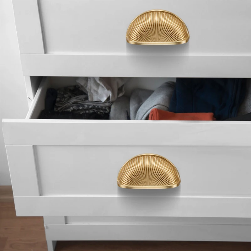 Retro Gold Kitchen Drawer Cabinet Door Handle And Furniture Knobs Handware Cupboard Antique Shell Pull Handles
Retro Gold Kitchen Drawer Cabinet Door Handle And Furniture Knobs Handware Cupboard Antique Shell Pull Handles