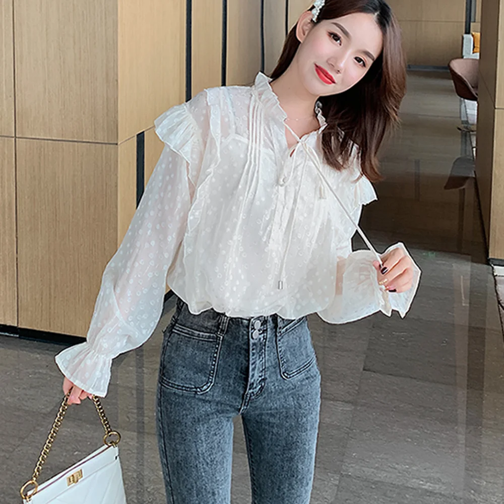 2021 Spring Blouses For Women Chiffon Elegant Long Sleeve V-Neck Casual Female Loose Blouse Trumpet Sleeve Ruffle Sweet Shirt
2021 Spring Blouses For Women Chiffon Elegant Long Sleeve V-Neck Casual Female Loose Blouse Trumpet Sleeve Ruffle Sweet Shirt