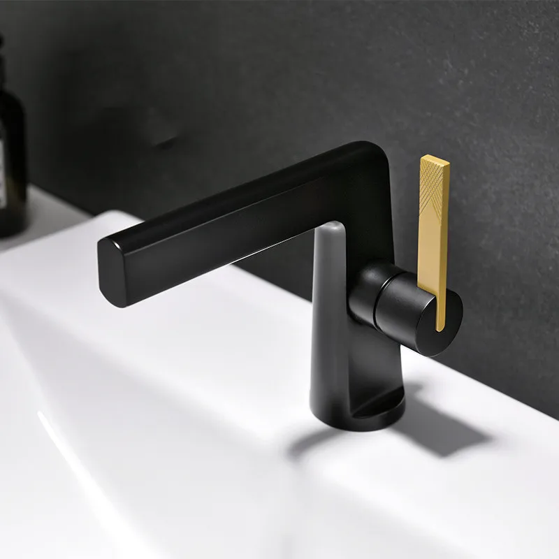 

Brushed Chrome Matte BlackBathroom Sink Faucet Solid Brass Single Handle Basin Faucet Cold and Hot Bathroom Mixer Tap