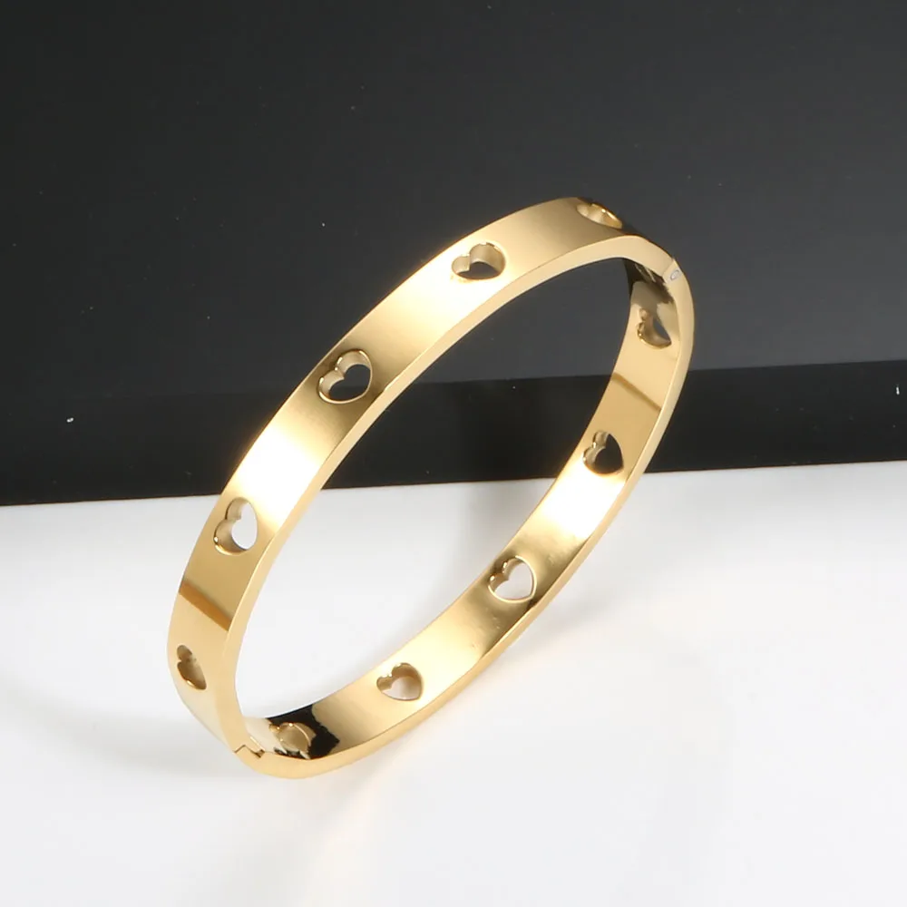 Stainless Steel Simple Hollow Heart Cuff Bangles Bracelet Trendy Wedding Party Charm Wrist Men Women Bangles Jewelry
Stainless Steel Simple Hollow Heart Cuff Bangles Bracelet Trendy Wedding Party Charm Wrist Men Women Bangles Jewelry