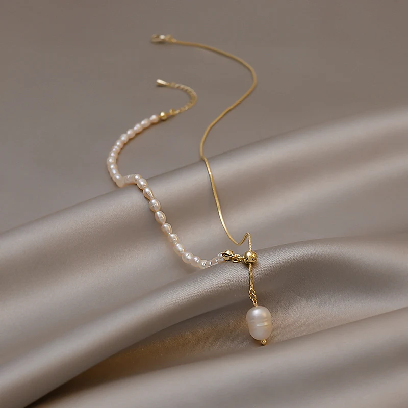 New design pearl necklace simple fashion clavicle chain Korean freshwater pearl pendant beautiful and elegant necklace for women
New design pearl necklace simple fashion clavicle chain Korean freshwater pearl pendant beautiful and elegant necklace for women