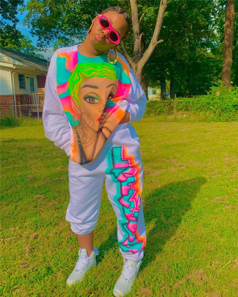 22 High Quality Fashion Women\u2019s Sweatshirt and Trousers Suit Fashion Face Print Long Sleeve Tops and Letter Long Pants
22 High Quality Fashion Women\u2019s Sweatshirt and Trousers Suit Fashion Face Print Long Sleeve Tops and Letter Long Pants