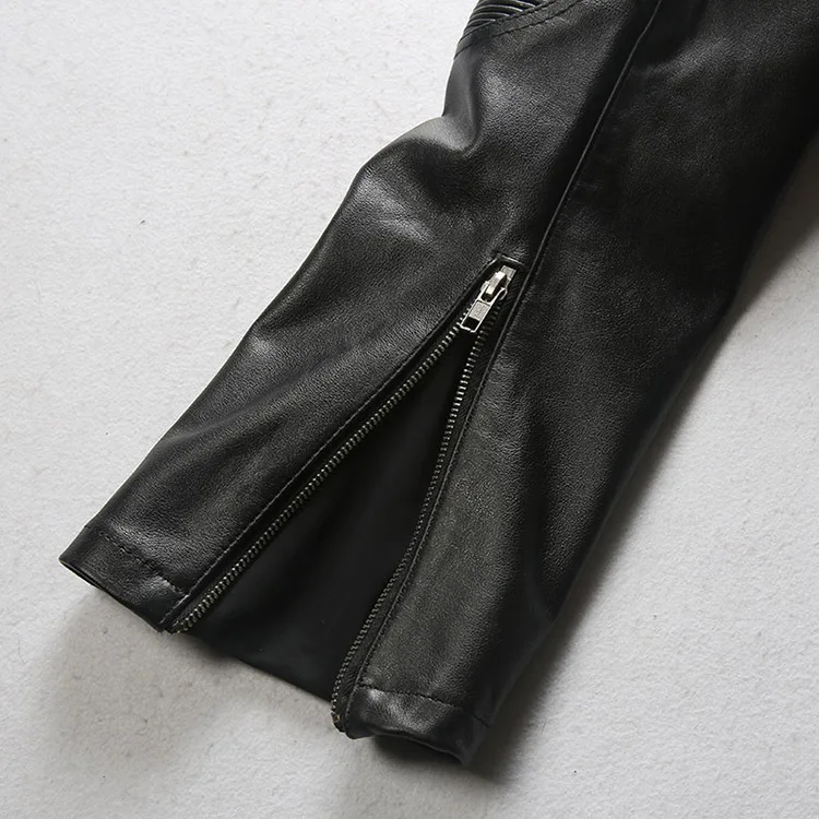 Factory 2020 New Men Black Genuine Cowskin Leather Motorcycle Pants Fashion Elastic Rock Band Pleated Rider Biker pants
Factory 2020 New Men Black Genuine Cowskin Leather Motorcycle Pants Fashion Elastic Rock Band Pleated Rider Biker pants