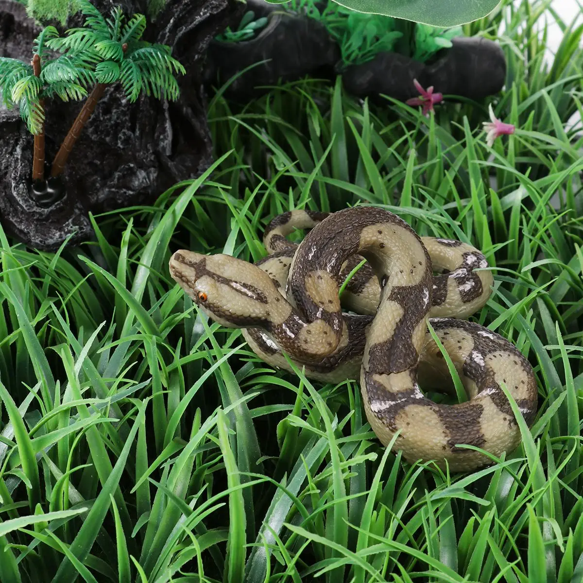 LUOEM High Simulation Python Model Toy Big Realistic Snake Halloween Tricky Creepy Prank Scary Snake Toy
LUOEM High Simulation Python Model Toy Big Realistic Snake Halloween Tricky Creepy Prank Scary Snake Toy