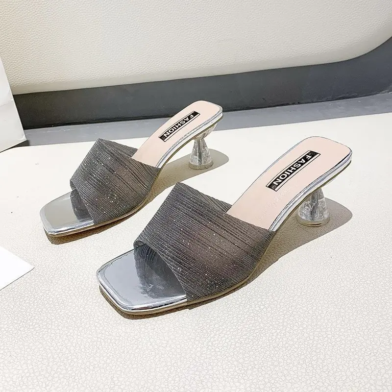Sexy Style Summer Party Women Slippers Fashion Thick High Heels Gladiator Sandals Outdoor Beach Slides Ladies Mules Shoes 2021
Sexy Style Summer Party Women Slippers Fashion Thick High Heels Gladiator Sandals Outdoor Beach Slides Ladies Mules Shoes 2021