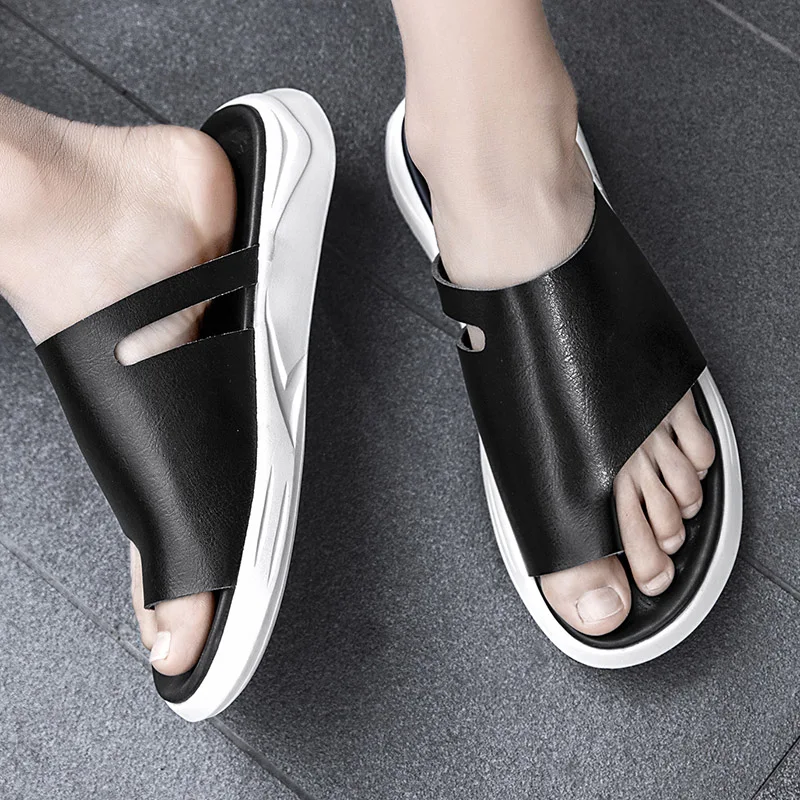 Superstar Men Summer Slippers Black Pu Leather Slippers Man High Quality Mens Travel Slippers Comfortable Men Flat Flip Flops
Superstar Men Summer Slippers Black Pu Leather Slippers Man High Quality Mens Travel Slippers Comfortable Men Flat Flip Flops