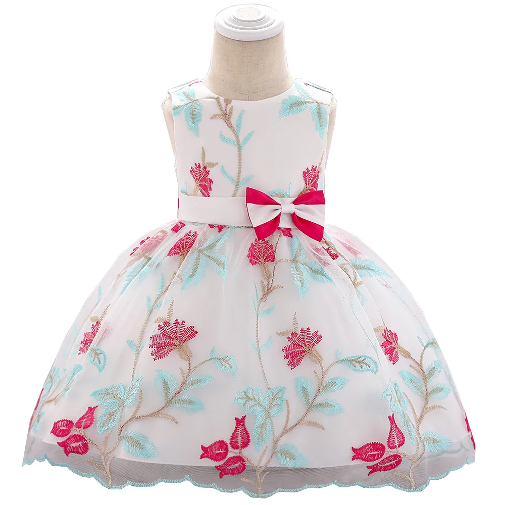 New baby dress baby birthday party embroidered princess dress 0-2 years old Pengpeng wedding dress
New baby dress baby birthday party embroidered princess dress 0-2 years old Pengpeng wedding dress