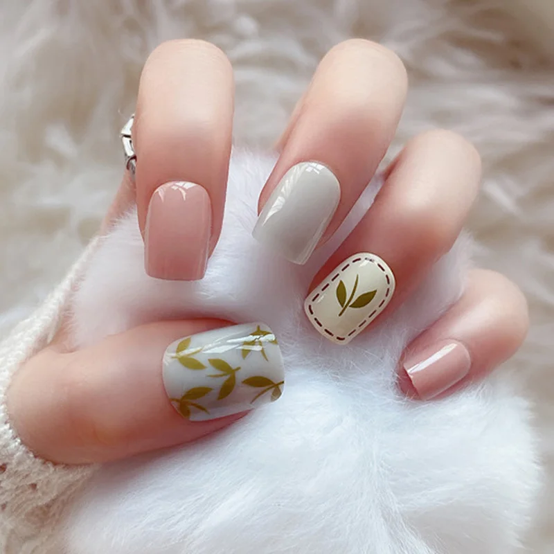 24Pcs Fresh leaves Literature and art Gentlewomanly Short Nails Women Wearable Full Cover Finger Fake Nails with Glue press on
24Pcs Fresh leaves Literature and art Gentlewomanly Short Nails Women Wearable Full Cover Finger Fake Nails with Glue press on