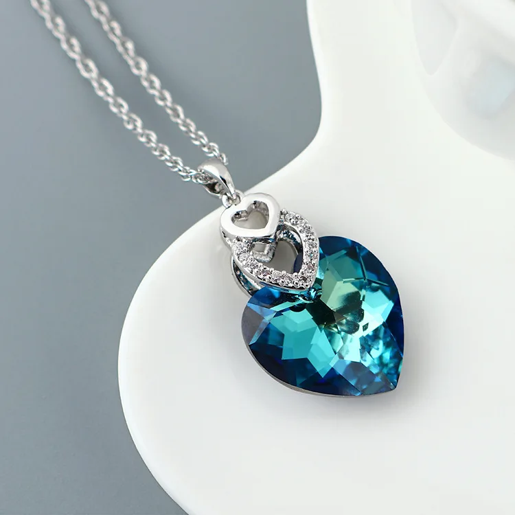 Crystal necklace for female chic chic micro-zircon heart-shaped pendant 
Crystal necklace for female chic chic micro-zircon heart-shaped pendant