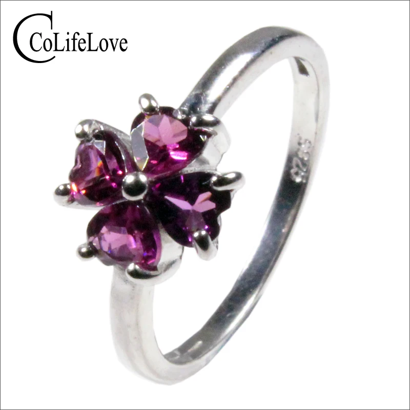 Кольцо из драгоценного камня, серебро 925 пробы
Кольцо из драгоценного камня, серебро 925 пробы