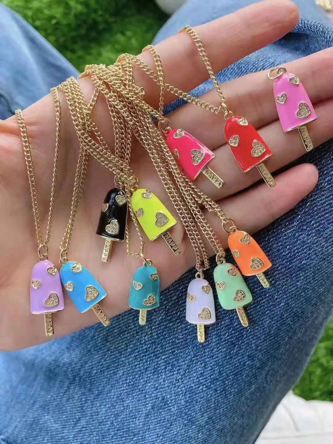 2Pcs Oil Drop Fashion Women Round key Jewelry Design Enamel Colorful Key Shape Pendant Necklace
2Pcs Oil Drop Fashion Women Round key Jewelry Design Enamel Colorful Key Shape Pendant Necklace