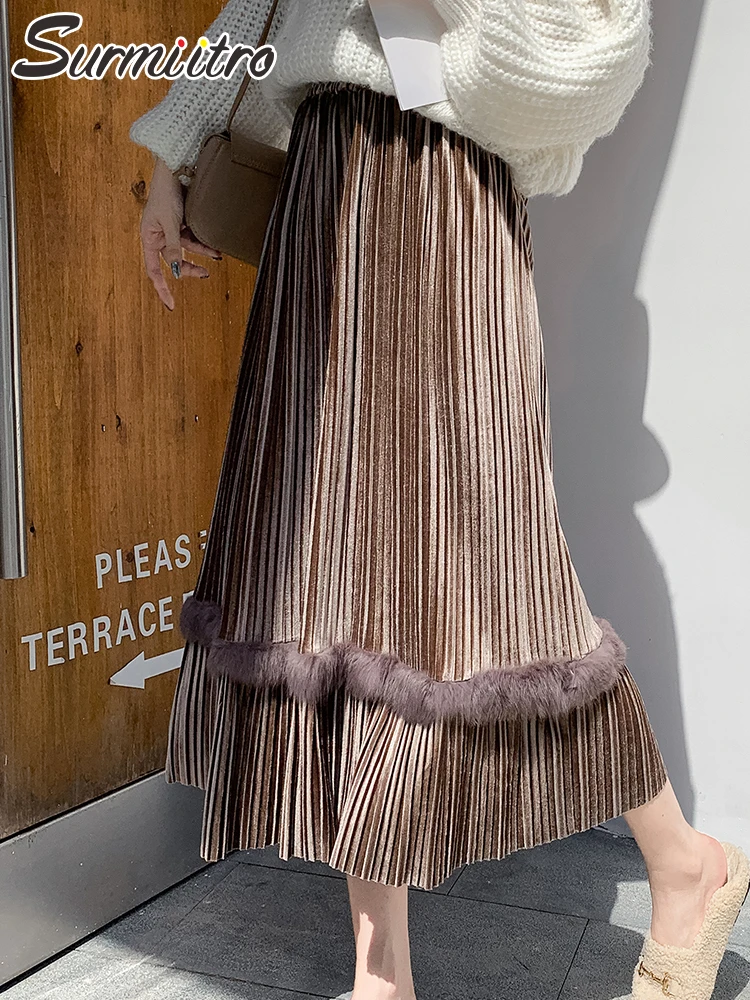SURMIITRO 2021 Autumn Winter Gold Velvet Midi Long Pleated Skirt Women With Fur Korean Style Mid-Length High Waist Skirt Female
SURMIITRO 2021 Autumn Winter Gold Velvet Midi Long Pleated Skirt Women With Fur Korean Style Mid-Length High Waist Skirt Female