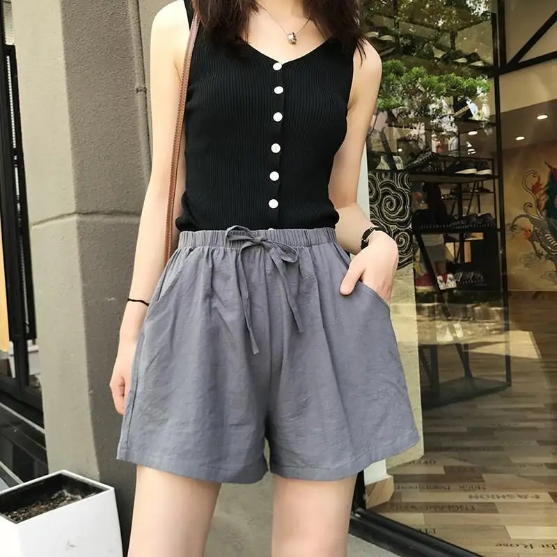 2021 Summer Cotton Linen Shorts Women Casual Simple Female Solid Color High Waist Large Size Loose Thin Elastic Waist Shorts
2021 Summer Cotton Linen Shorts Women Casual Simple Female Solid Color High Waist Large Size Loose Thin Elastic Waist Shorts
