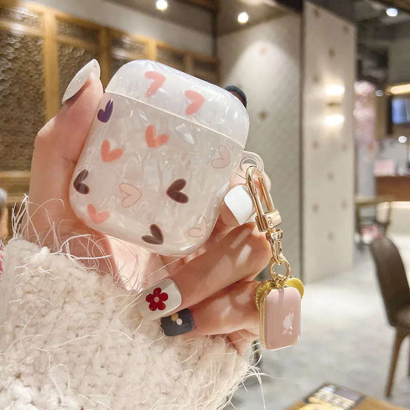 Симпатичный Роскошный чехол в форме сердца для Apple Airpods 1 2 3 Модный чехол для AirPods Pro Bluetooth аксессуары для наушников
Симпатичный Роскошный чехол в форме сердца для Apple Airpods 1 2 3 Модный чехол для AirPods Pro Bluetooth аксессуары для наушников