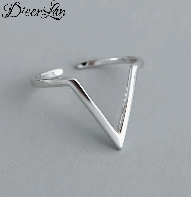 Original Design Bohemian 925 Sterling Silver Letter Ring For Women Fashion Open Finger Rings Female Boho Jewelry
Original Design Bohemian 925 Sterling Silver Letter Ring For Women Fashion Open Finger Rings Female Boho Jewelry