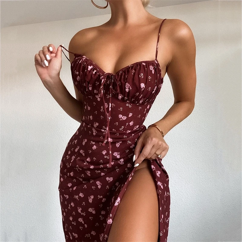 Vintage MIDI women's dress with fine suspender and printing, no suspender summer dress, A-cut, front opening
Vintage MIDI women's dress with fine suspender and printing, no suspender summer dress, A-cut, front opening