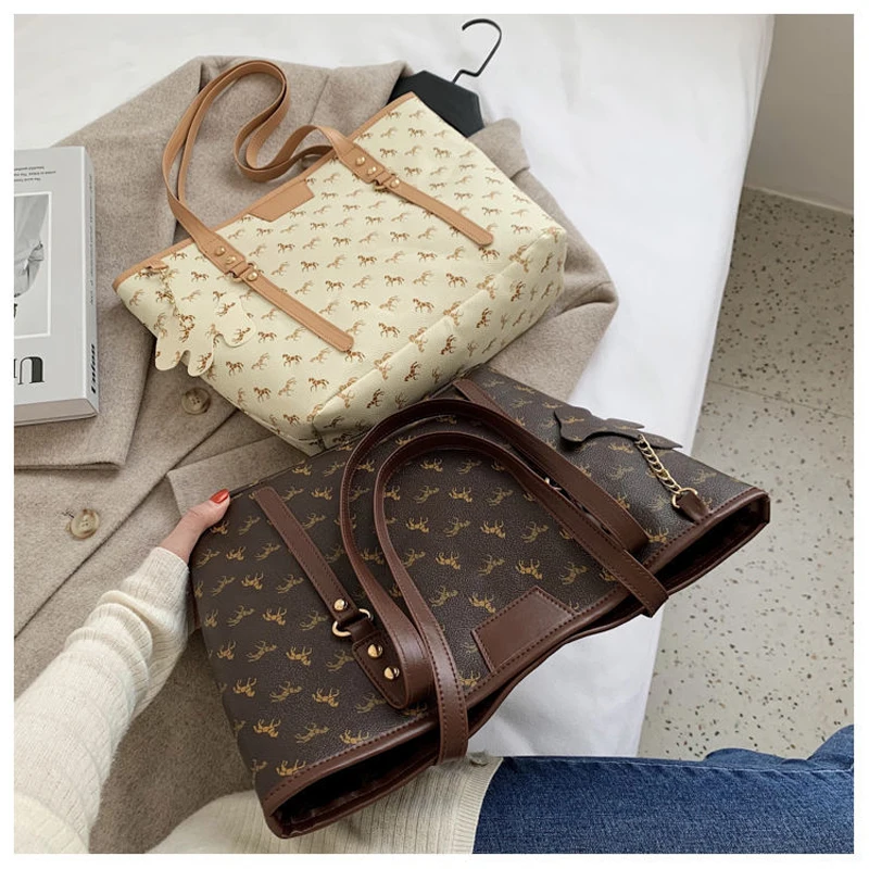 2020 Tote Bag,14.5 Inch Pu Shoulder Bag,Women Large Capacity Shopper,Coffee/beige,Large Cpacity Travel Bag
2020 Tote Bag,14.5 Inch Pu Shoulder Bag,Women Large Capacity Shopper,Coffee/beige,Large Cpacity Travel Bag